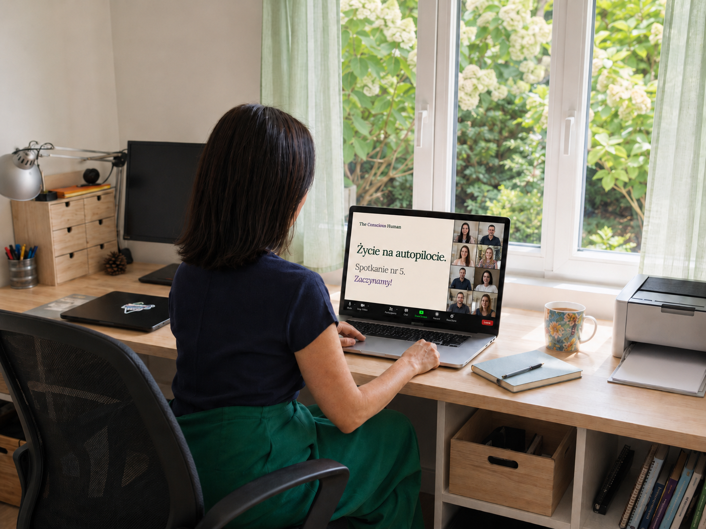Uczestniczka warsztatu MayBe Less Stress podczas spotkania online